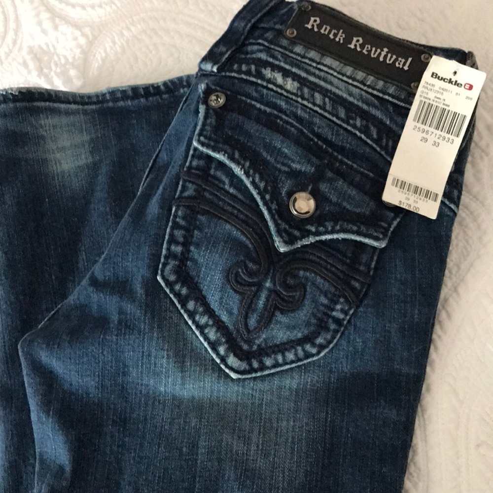 New,with tag. Rock Revival Jeans. 29x33